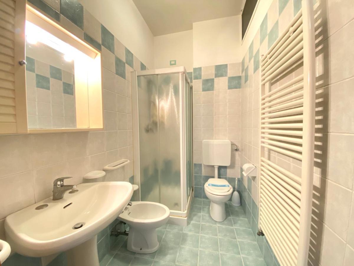 Appartamenti Adriana Carraro Immobiliare - Family Apartments Лидо-ди-Езоло Экстерьер фото