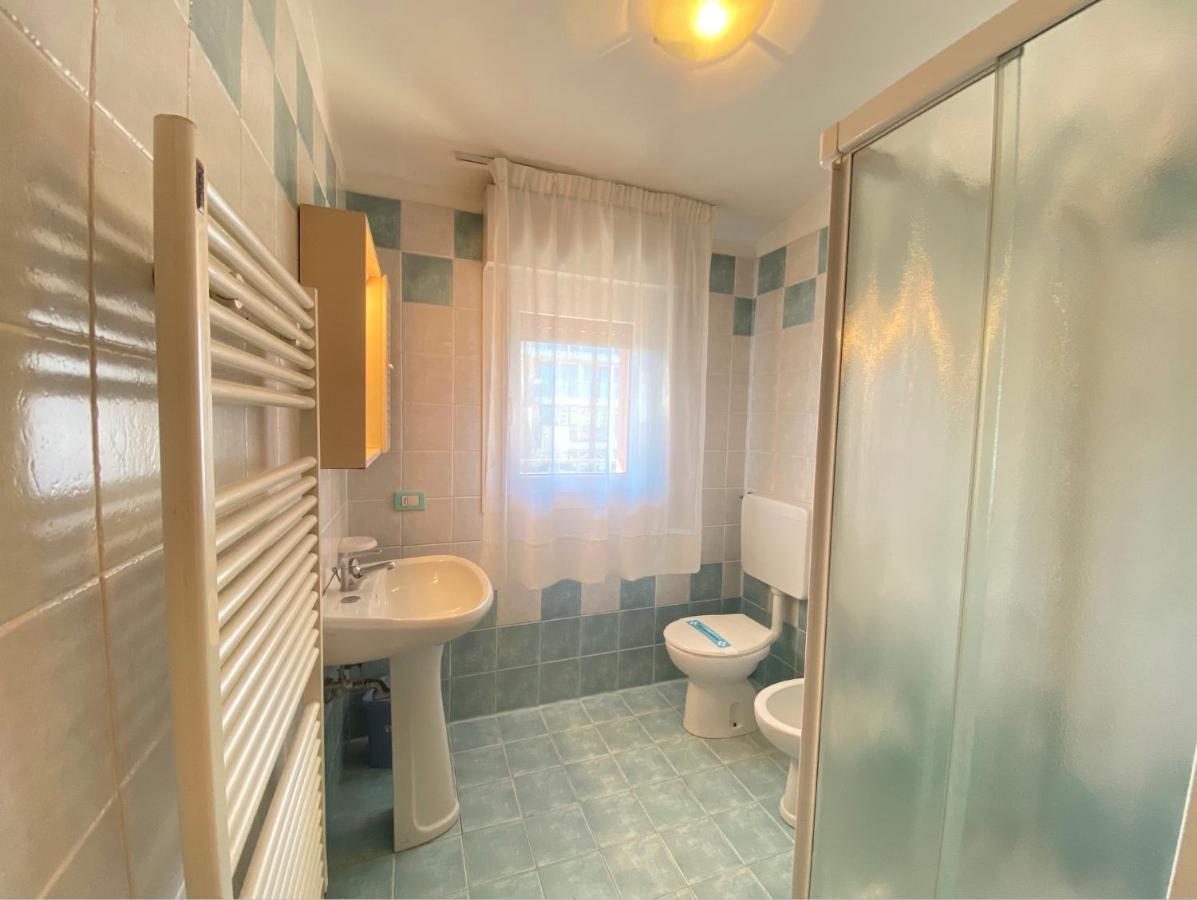 Appartamenti Adriana Carraro Immobiliare - Family Apartments Лидо-ди-Езоло Экстерьер фото